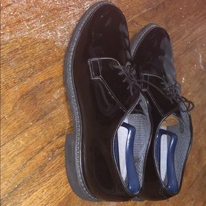 Bates Men’s dress shoes.